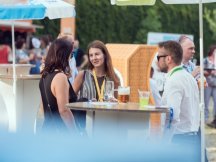 Retail Business Mixer 2017 on the beach (7)