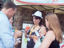 Retail Business Mixer 2017 on the beach (19)