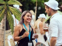 Retail Business Mixer 2017 on the beach (30)